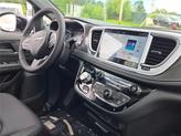 Thumbnail of 2026 Bright White Clearcoat Chrysler Pacifica