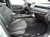 Thumbnail of 2025 Silver Zynith Metallic Clearcoat Jeep Compass