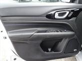 Thumbnail of 2025 Silver Zynith Metallic Clearcoat Jeep Compass