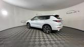 Thumbnail of 2025 White Diamond Mitsubishi Outlander