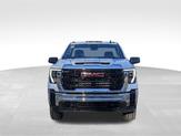Thumbnail of 2025 White GMC Sierra 2500