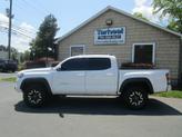 Photo of 2022 White Toyota Tacoma