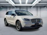 Thumbnail of 2022 Ceramic Pearl Metallic Tri-Coat Lincoln Corsair