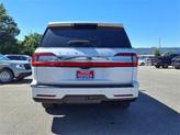 Thumbnail of 2019 White Platinum Metallic Tri-Coat Lincoln Navigator