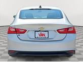 Thumbnail of 2018 Silver Ice Metallic Chevrolet Malibu