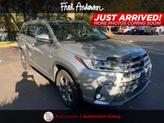 Photo of 2018 Celestial Silver Metallic Toyota Highlander
