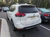 Thumbnail of 2018 White Nissan Rogue