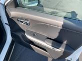 Thumbnail of 2025 Snow White Pearl Kia K4