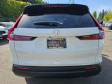 Thumbnail of 2025 Platinum White Pearl Honda CR-V