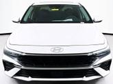 Thumbnail of 2025 White Hyundai ELANTRA