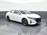 Thumbnail of 2025 Cloud White Nissan Sentra