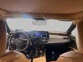 Thumbnail of 2022 Eminent White Pearl Lexus ES 350