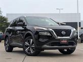 Photo of 2022 Super Black Nissan Rogue