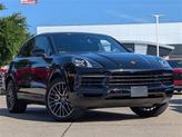 Photo of 2022 Black Porsche Cayenne