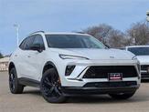 Photo of 2025 White Frost Tricoat Buick Envision