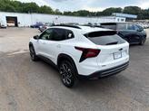 Thumbnail of 2025 Summit White Chevrolet Trax