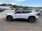 Thumbnail of 2025 Summit White Chevrolet Trax