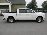 Thumbnail of 2019 Ivory White Tri-Coat Pearlcoat RAM 1500