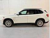 Thumbnail of 2016 Alpine White BMW X5