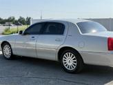 Thumbnail of 2005 White Lincoln Town Car
