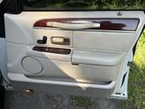 Thumbnail of 2005 White Lincoln Town Car