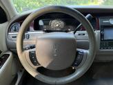 Thumbnail of 2005 White Lincoln Town Car