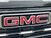 Thumbnail of 2025 Onyx Black GMC Sierra 2500
