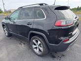 Thumbnail of 2022 Diamond Black Crystal Pearlcoat Jeep Cherokee