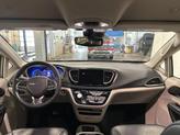 Thumbnail of 2021 Billet Silver Metallic Clearcoat Chrysler Pacifica