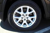 Thumbnail of 2017 Diamond Black Crystal Pearlcoat Jeep Cherokee