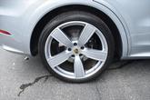 Thumbnail of 2021 Dolomite Silver Metallic Porsche Cayenne