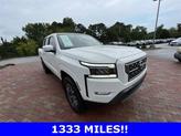 Thumbnail of 2024 Glacier White Nissan Frontier