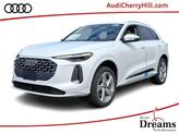 Photo of 2025 Glacier White Metallic Audi Q5