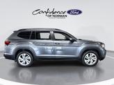 Thumbnail of 2022 Platinum Gray Metallic Volkswagen Atlas