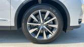 Thumbnail of 2026 Platinum White Pearl Acura MDX