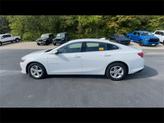 Thumbnail of 2024 Summit White Chevrolet Malibu
