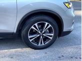 Thumbnail of 2019 Brilliant Silver Metallic Nissan Rogue