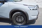 Thumbnail of 2024 2t Gry Blk Roof Nissan Pathfinder