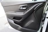 Thumbnail of 2016 Summit White Chevrolet Trax