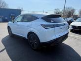 Thumbnail of 2025 Everest White Pearl Tricoat Nissan Murano