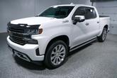 Thumbnail of 2021 Iridescent Pearl Tricoat Chevrolet Silverado 1500