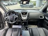 Thumbnail of 2017 Iridescent Pearl Tricoat Chevrolet Equinox