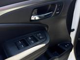 Thumbnail of 2022 Platinum White Pearl Honda Pilot