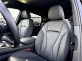 Thumbnail of 2021 Orca Black Metallic Audi Q7