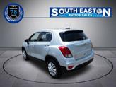 Thumbnail of 2017 Silver Ice Metallic Chevrolet Trax