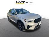Photo of 2024 Gray Volvo XC40