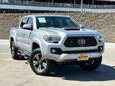 Thumbnail of 2018 White Toyota Tacoma