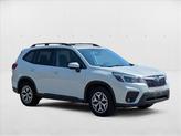 Thumbnail of 2021 Crystal White Pearl Subaru Forester