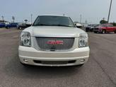 Thumbnail of 2014 White Diamond Tricoat GMC Yukon