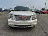 Thumbnail of 2014 White Diamond Tricoat GMC Yukon